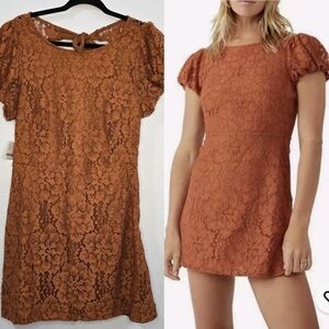 Free People Hailee Lace Mini Dress  Romantic Party Puff Sleeve Open Back Size L